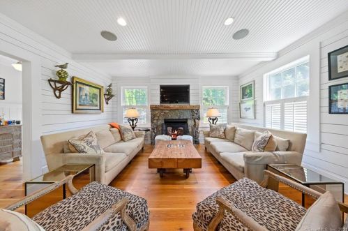 168 Rowayton Ave, Norwalk CT 06853-1237 exterior