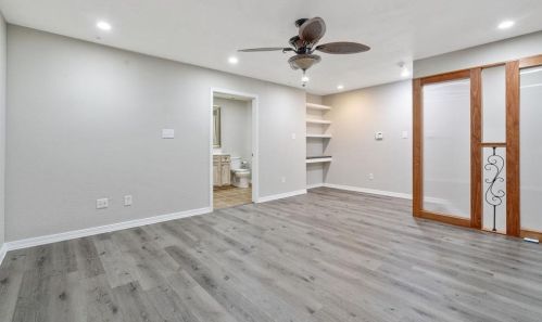 13 April Hl, Montgomery TX 77356-5923 exterior