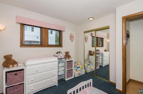 4110 Chambersburg Ave, Duluth MN 55811-5617 exterior