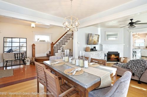 30 Broadway, East Freehold NJ 07728-1813 exterior