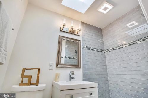 35 Buchanan St, Washington DC  20011-6717 exterior