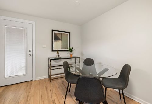 464 Artesian Ave, Chicago IL 60629-1210 exterior