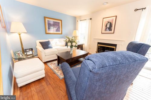 242 Stonebridge Blvd, New Castle DE 19720-6711 exterior