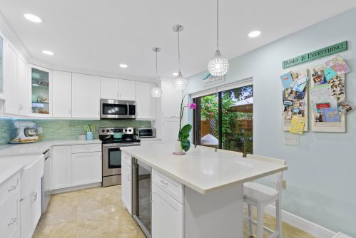 311 Buttonwood Ln, Boynton Beach FL 33436-7121 exterior