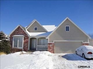 903 186 St, Omaha NE  68136-1235 exterior