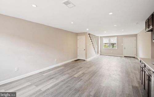 1248 Wycombe Ave, Darby PA 19023-1327 exterior