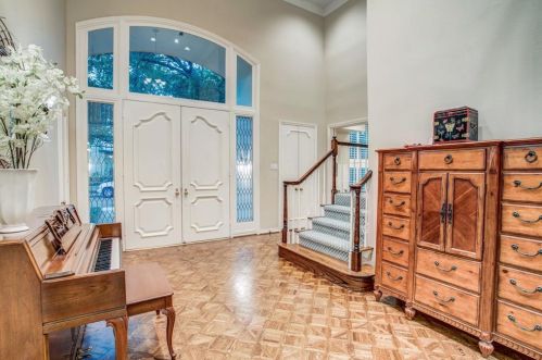 7023 Deloache Ave, Dallas TX  75225-2422 exterior