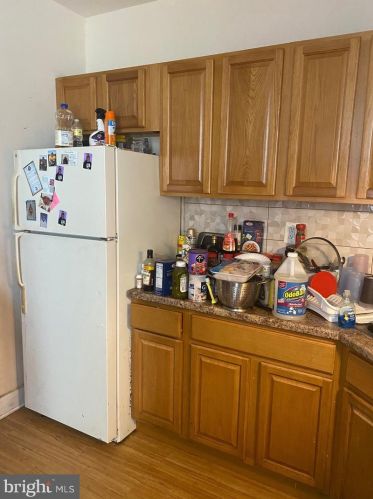 4932 17 St, Philadelphia PA 19112-0017 exterior