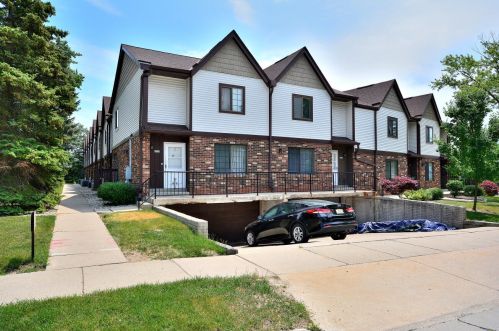 4130 104th St, Milwaukee WI  53228-2014 exterior