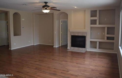 595 Newport St, Chandler AZ  85225-4807 exterior