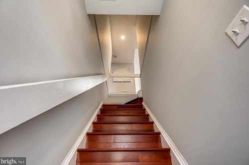 95 Hawthorne Ct, Washington, DC 20017-1000