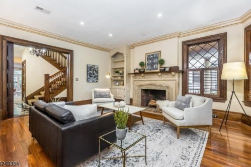 181 Smt Ave, Montclair NJ 07043-1817 exterior