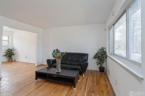 253 11th Ave, New Brunswick NJ 08904-3231 exterior