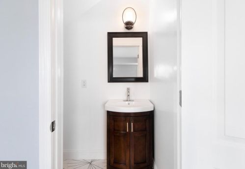 4614 Hayes St, Washington DC  20019-3611 exterior