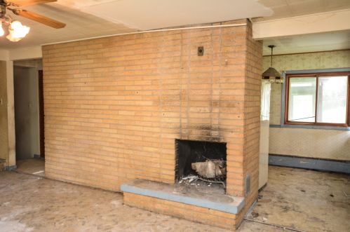 8611 Ramble Rd, Bull Valley IL 60097-8898 exterior