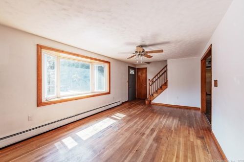 22 Orch Hl Dr, Enfield CT 06082-4313 exterior