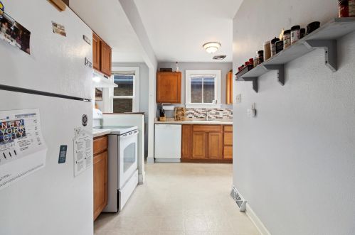 531 72, Milwaukee WI 53213-3728 exterior