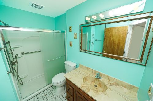 19 Sheldon Pl, Commack NY 11725-3237 exterior