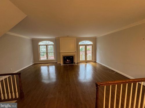 1512 Hampton Hill Cir, Mc Lean VA  22101-6017 exterior