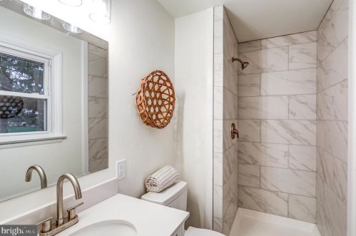 536 Friendship Ave, Lancaster PA  17601-4416 exterior