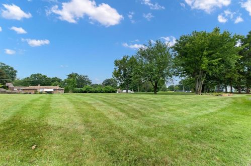 8411 Valcour Ave, Saint Louis MO 63123-3112 exterior