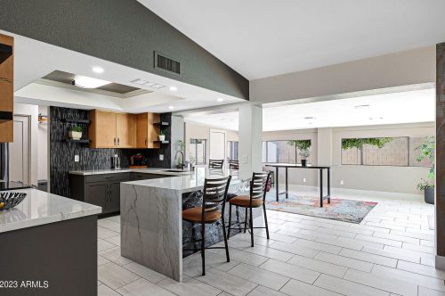 18811 12th Ave, Phoenix AZ  85027-5514 exterior