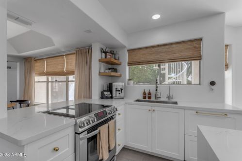 5773 Shannon St, Chandler AZ 85226-1859 exterior