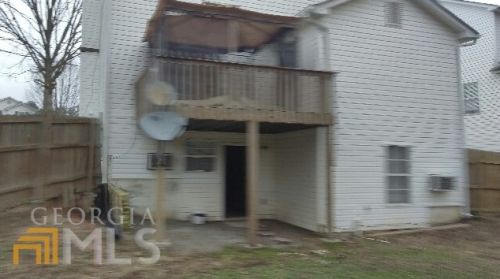 2534 Oakland Spring Dr, Lithonia GA  30039-7961 exterior