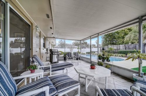 525 Spg Oaks Blvd, Altamonte Springs FL 32714-2314 exterior