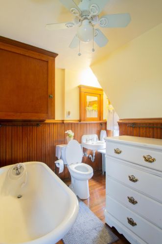 216 Fremont St, Watertown WI 53098-1302 exterior