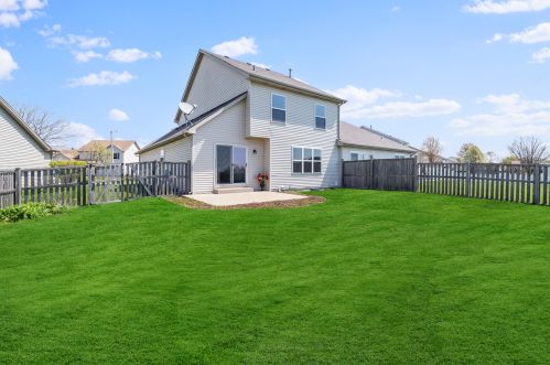 1234 Glen Mor Dr, Joliet IL 60404-8977 exterior