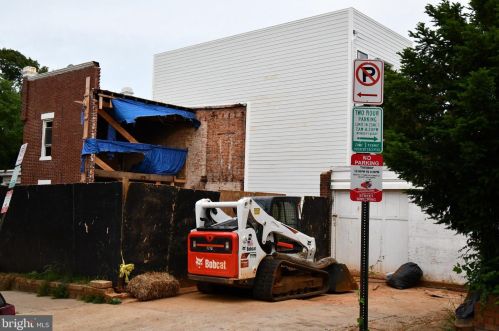 414 Luray Pl, Washington DC 20010-2992 exterior