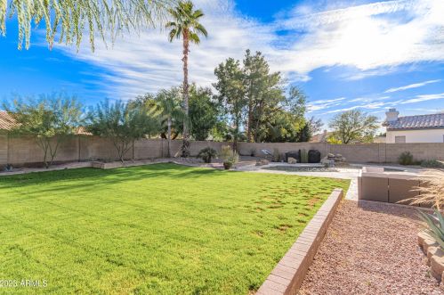 3291 Del Rio St, Chandler AZ  85226-2305 exterior