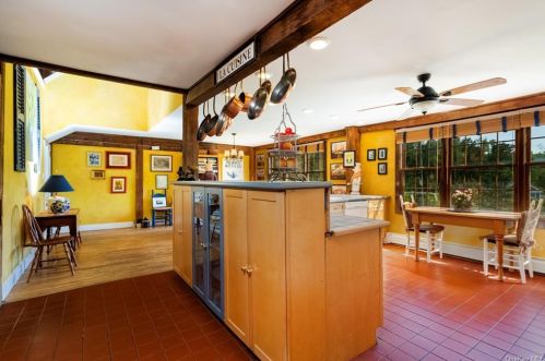 626 Br Rd, Patterson NY 12563-2180 exterior