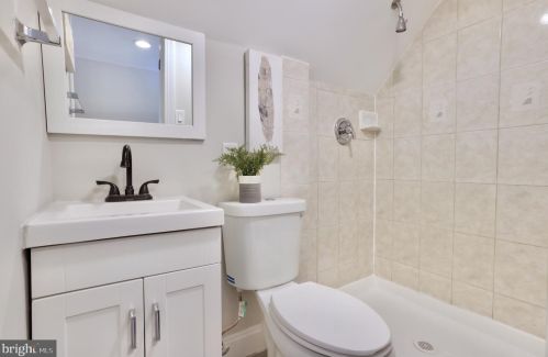 201 University Blvd, Silver Spring MD  20901-1945 exterior