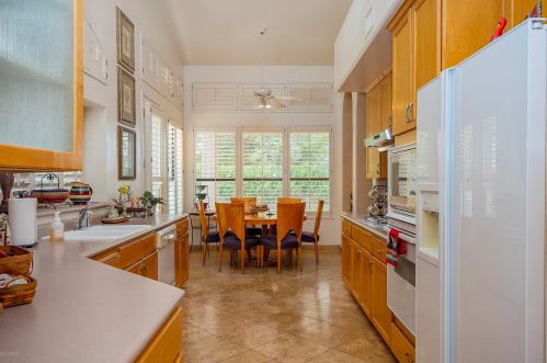 5829 Golden Eagle Dr, Tucson AZ 85750-0817 exterior