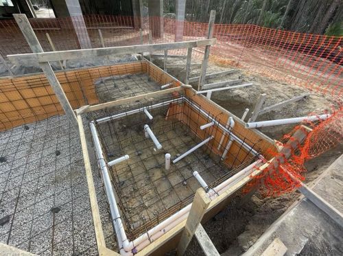 4221 7 Ave, Naples FL 34119-1523 exterior