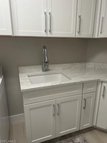 410 Flagship Dr, Naples FL 34108-2332 exterior