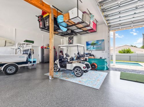 132 Jamaica Dr, Naples FL exterior