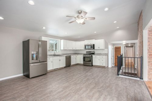 2161 Holliday Dr, Wyoming MI exterior