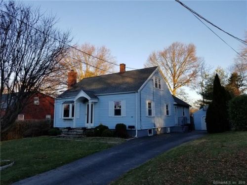 82 Marcroft St, Stratford, CT 06614-3850