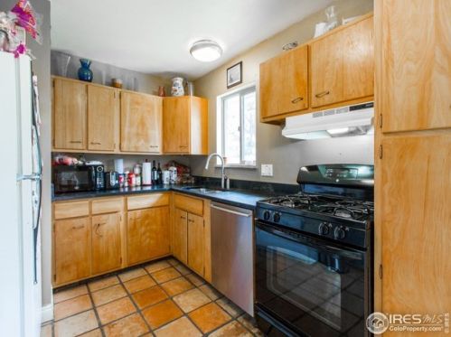 870 38th St, Boulder, CO 80303-2509