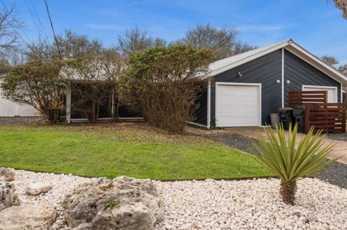 2200 Bahama Rd, Austin TX 78733-1207 exterior