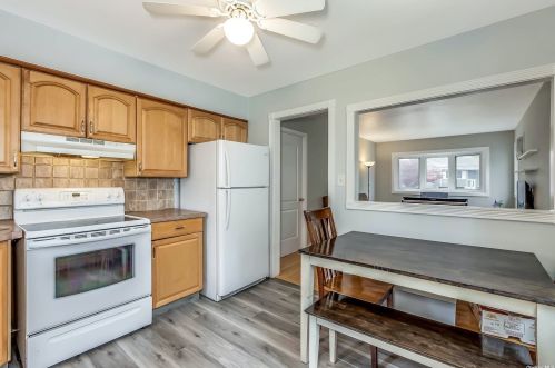 255 Melville Rd, Huntington Station NY 11746-7602 exterior