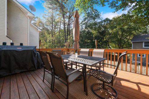 3500 Castlehill Ct, Tucker GA 30084 exterior