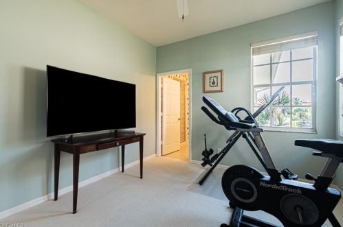 2037 Crestview Way, Naples FL 34119-3306 exterior