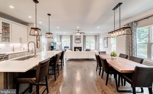 113 Maple St, Alexandria VA 22301-2606 exterior