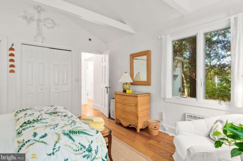 7332 Pea Nck Rd, Saint Michaels MD 21663-2714 exterior