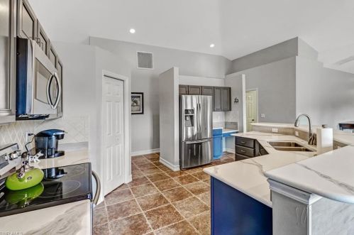 1520 16 Ave, Naples FL 34117-5211 exterior