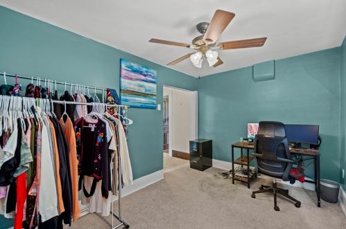 2408 Patterson St, Pittsburgh PA 15203-2723 exterior